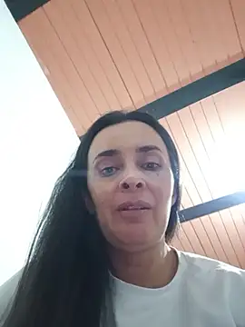 Samantha Sullivan  online show from 06.19.26