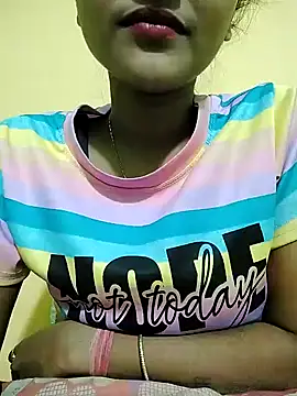 Snapshot of MISSQUEEN48 chatting on 12.11.24 MISSQUEEN48 online show from 12.11.24