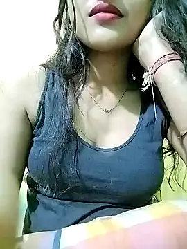 Snapshot of MISSQUEEN48 chatting on 01.03.25 MISSQUEEN48 online show from 01.03.25