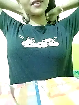 Snapshot of MISSQUEEN48 chatting on 01.12.25 MISSQUEEN48 online show from 01.12.25