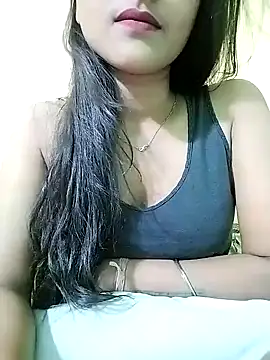 Snapshot of MISSQUEEN48 chatting on 02.15.25 MISSQUEEN48 online show from 02.15.25