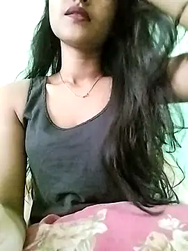 Snapshot of MISSQUEEN48 chatting on 02.24.25 MISSQUEEN48 online show from 02.24.25