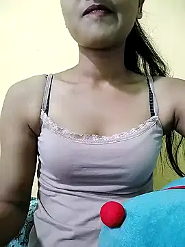 Snapshot of MISSQUEEN48 chatting on 09.13.25 MISSQUEEN48 online show from 09.13.25