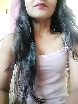 Snapshot of MISSQUEEN48 chatting on 03.22.26 MISSQUEEN48 online show from 03.22.26