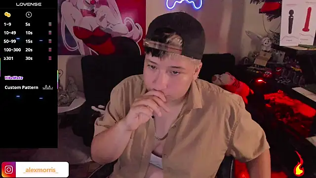 Snapshot of _AlexMorris chatting on 10.30.25 AlexMorris online show from 10.30.25