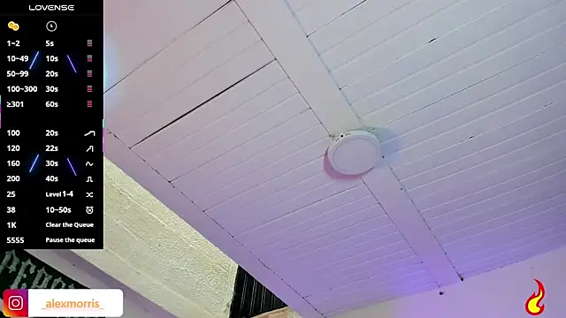 Snapshot of _AlexMorris chatting on 11.24.25 AlexMorris online show from 11.24.25