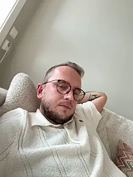 thehornyguy97 online show from 06.13.26