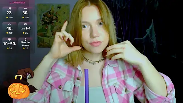 TaylorBre online show from 11.04.25