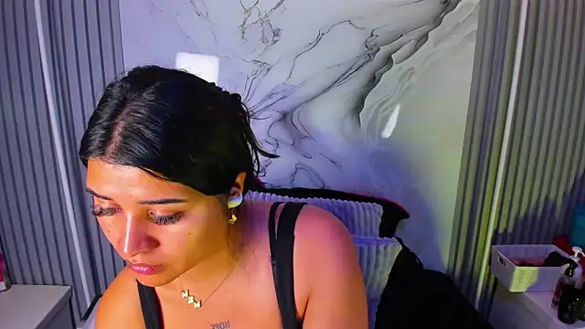 venusowen  online show from 06.22.26