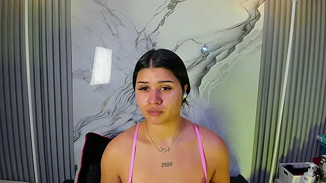 venusowen  online show from 07.29.26