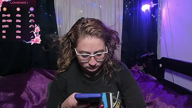 AnnieBigBoobs online show from 02.18.25