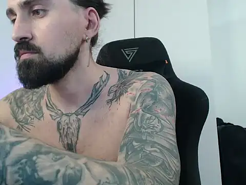 MateoHunk online show from 11.12.25