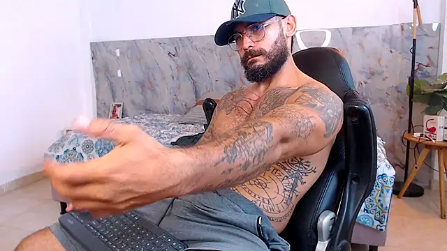 hanz col online show from 11.25.25