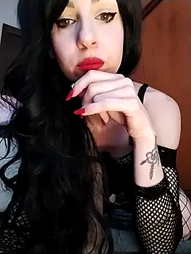 dahlia 82 online show from 04.22.26