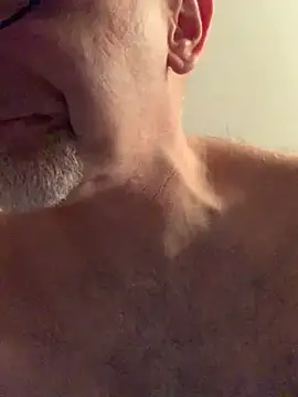 MaxVain online show from 10.16.25