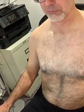 MaxVain online show from 10.16.25