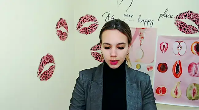 Snapshot of _StAcY chatting on 12.12.24  StAcY online show from 12.12.24