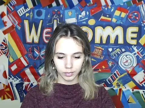 Snapshot of _StAcY chatting on 10.18.25  StAcY online show from 10.18.25