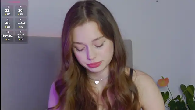 Lisa Moones online show from 12.23.24