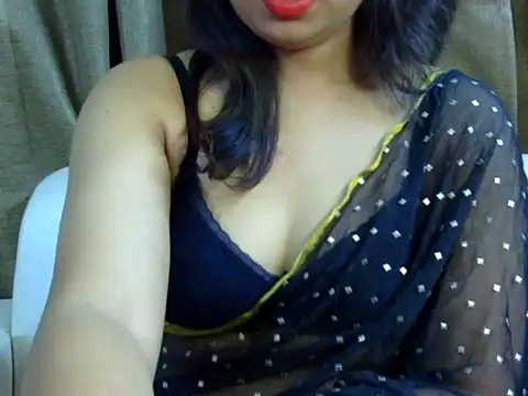 Snapshot of Cutesamiksha chatting on 12.18.24 Cutesamiksha online show from 12.18.24