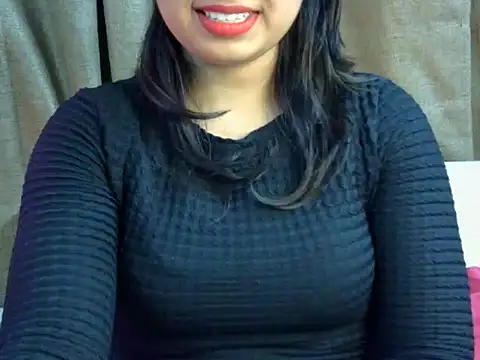 Snapshot of Cutesamiksha chatting on 12.23.24 Cutesamiksha online show from 12.23.24