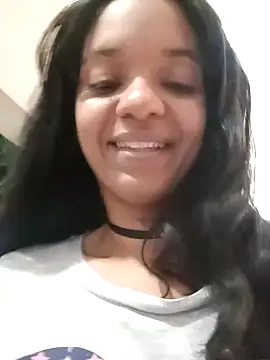 Snapshot of anitagrenn chatting on 12.11.24 anitagrenn online show from 12.11.24