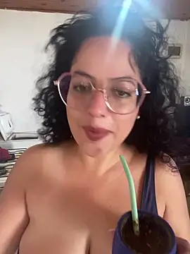 Snapshot of babyluna939 chatting on 03.03.25 babyluna939 online show from 03.03.25