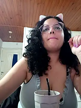 babyluna939 online show from 11.16.25