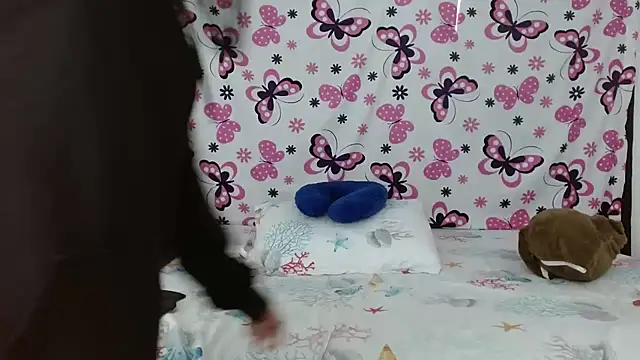 anybellucci43 online show from 01.14.25