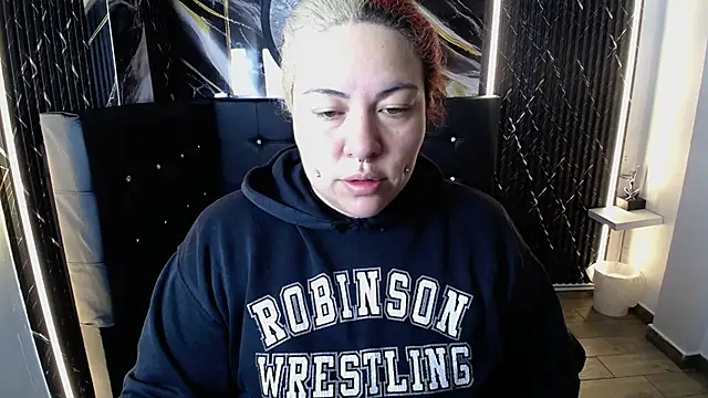 Bruja  Scarlata online show from 11.05.25