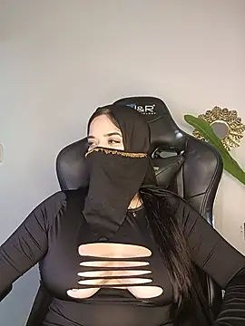 janna isa online show from 08.02.26