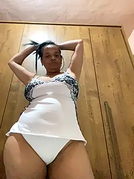 Snapshot of lomagata chatting on 12.02.25 lomagata online show from 12.02.25