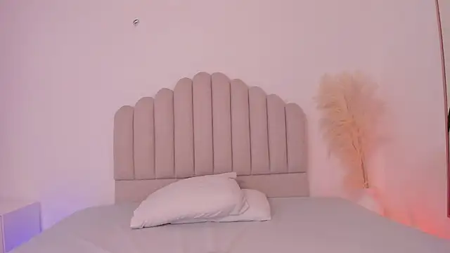 valerysantos  online show from 06.11.26