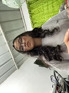 Snapshot of celesteguz chatting on 12.03.25 celesteguz online show from 12.03.25