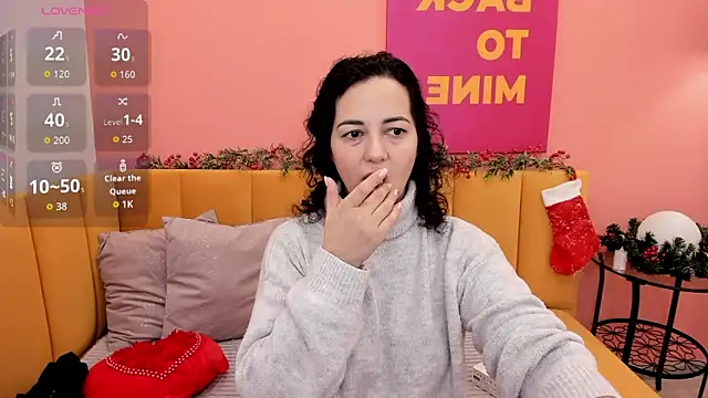 Linda Insatiable online show from 12.04.25