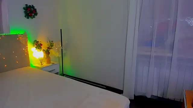 Laura Leee online show from 01.13.26