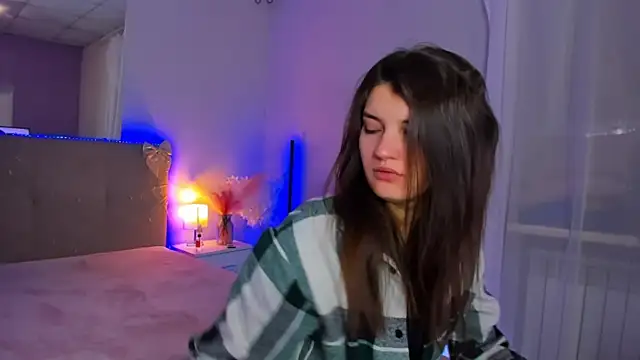 Laura Leee online show from 03.11.26