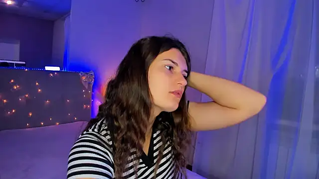 Laura Leee online show from 06.19.26