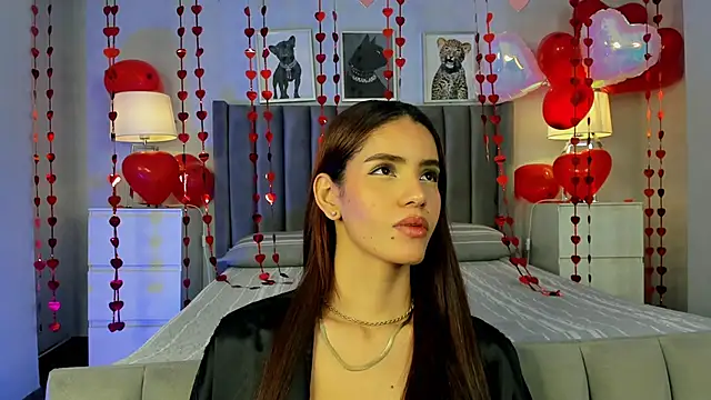 Madie  collins online show from 02.08.25