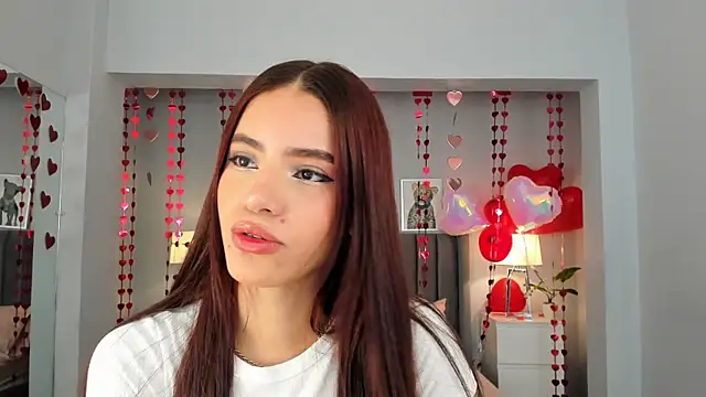 Madie  collins online show from 02.17.25