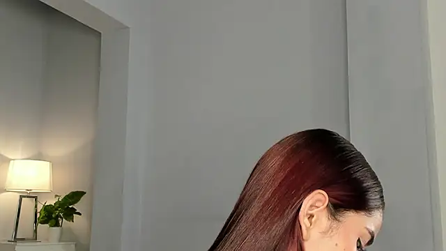 Madie  collins online show from 02.25.25