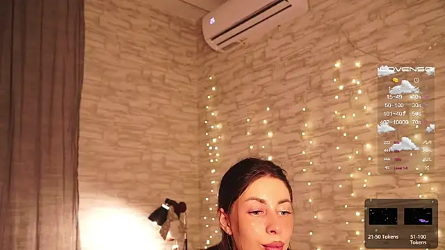 Snapshot of ___art chatting on 12.20.24 art online show from 12.20.24