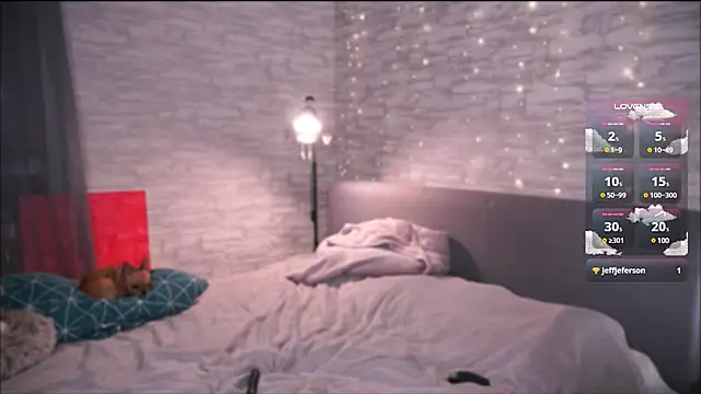 Snapshot of ___art chatting on 01.27.25 art online show from 01.27.25