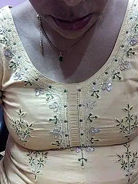 Urmila bhabhii online show from 03.12.25