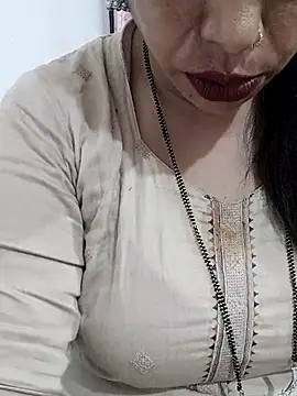 Urmila bhabhii online show from 02.25.26