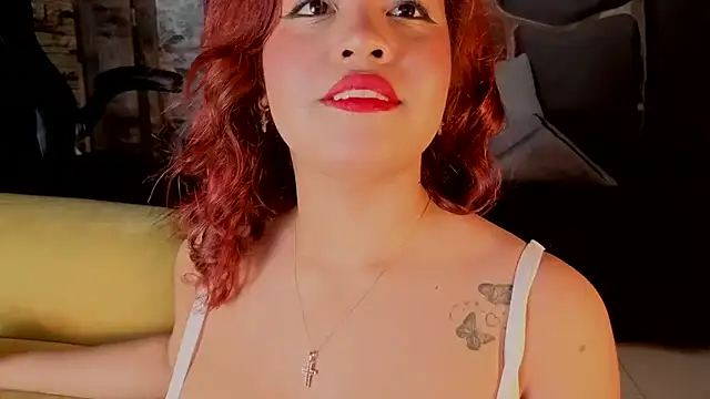 Estrella05  online show from 10.24.25