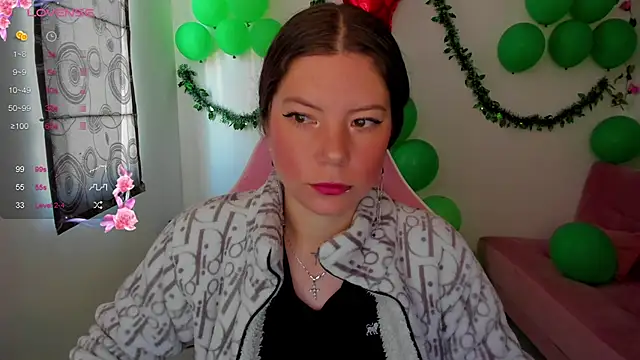 Snapshot of Susana_garcia_ chatting on 12.14.24 Susana garcia  online show from 12.14.24