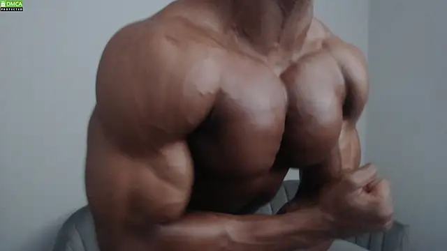 Snapshot of exquisite50 chatting on 12.01.24 exquisite50 online show from 12.01.24