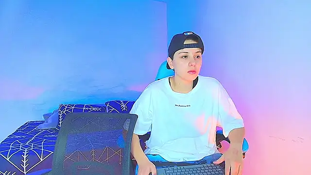 aron wi online show from 12.23.24