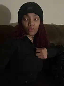 Snapshot of butterflybootyy chatting on 02.01.25 butterflybootyy online show from 02.01.25